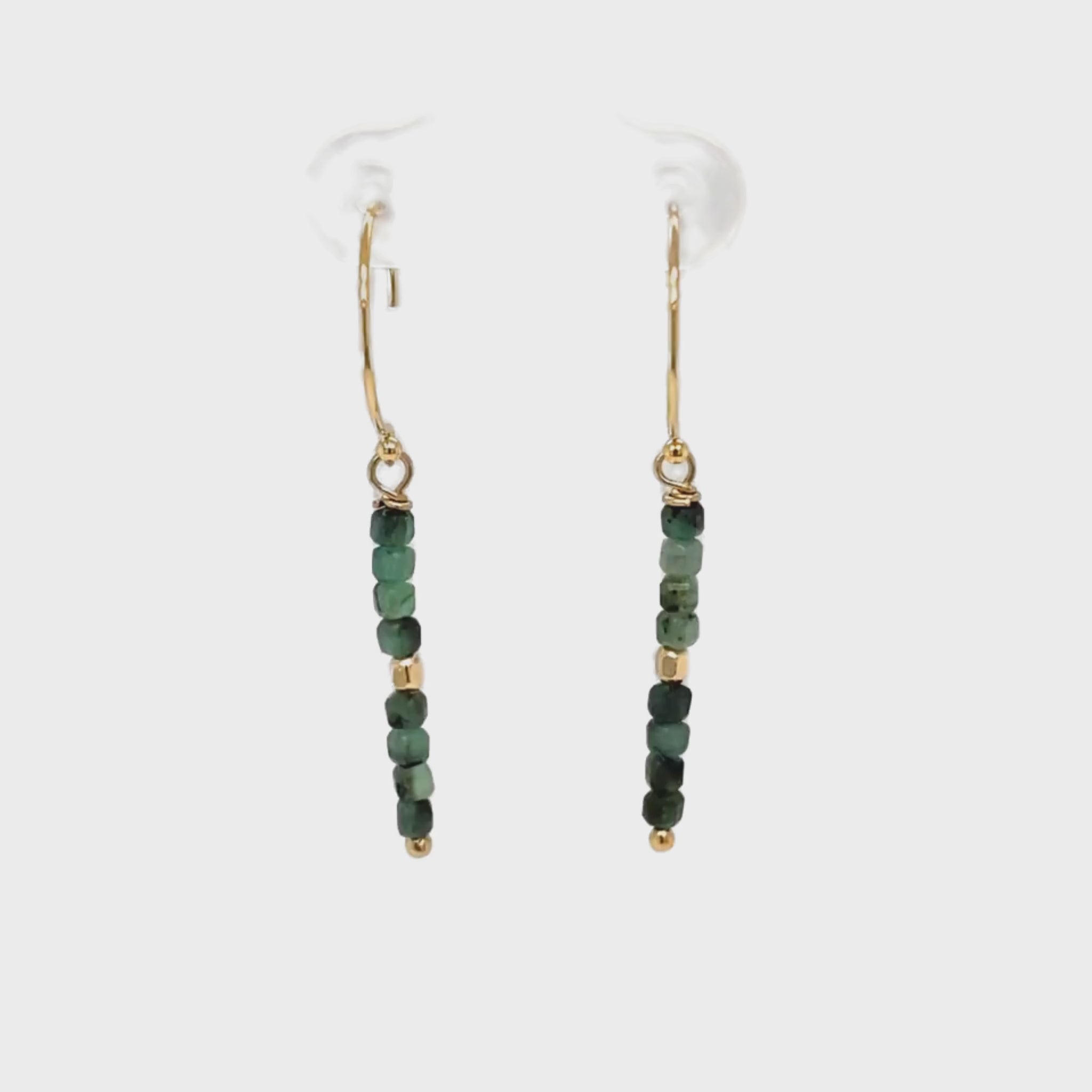 Oorhangers petite cubes - Smaragd